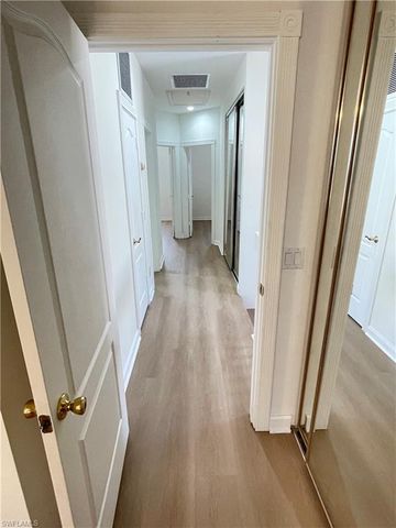 5549 Cove CIR # 79, Naples, FL 34119