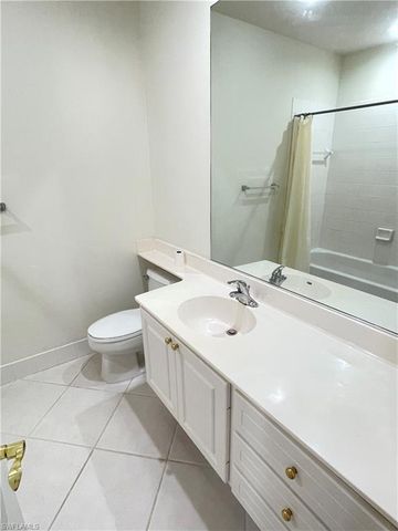 5549 Cove CIR # 79, Naples, FL 34119