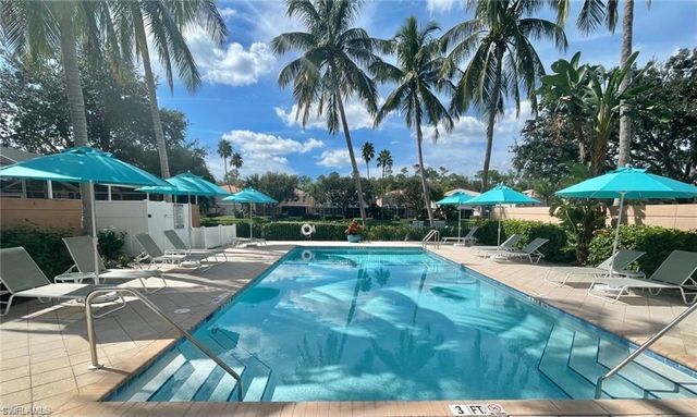 5549 Cove CIR # 79, Naples, FL 34119