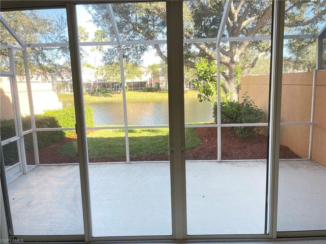 5549 Cove CIR # 79, Naples, FL 34119