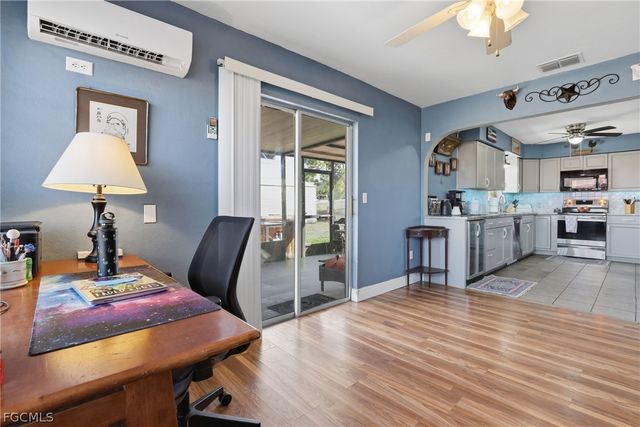 1941 NE 14th ST, Cape Coral, FL 33909