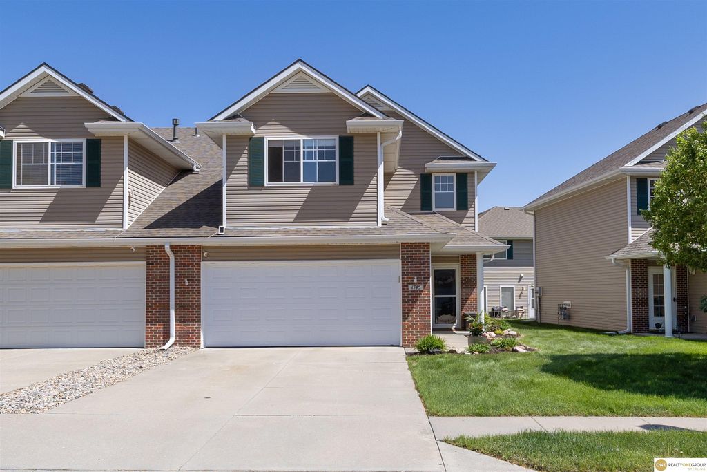 1745 N 175 Court, Omaha, NE 68118
