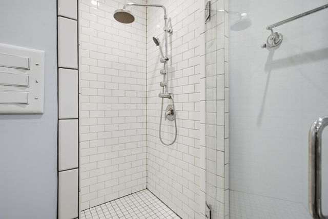 55 Ashley Avenue Apt 5, Charleston, SC 29401