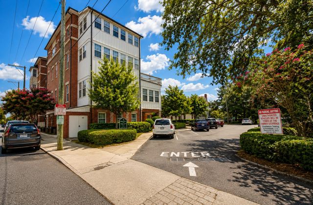 55 Ashley Avenue Apt 5, Charleston, SC 29401
