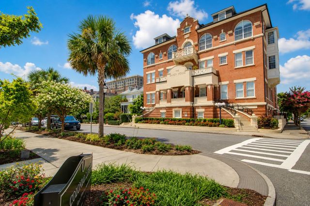 55 Ashley Avenue Apt 5, Charleston, SC 29401