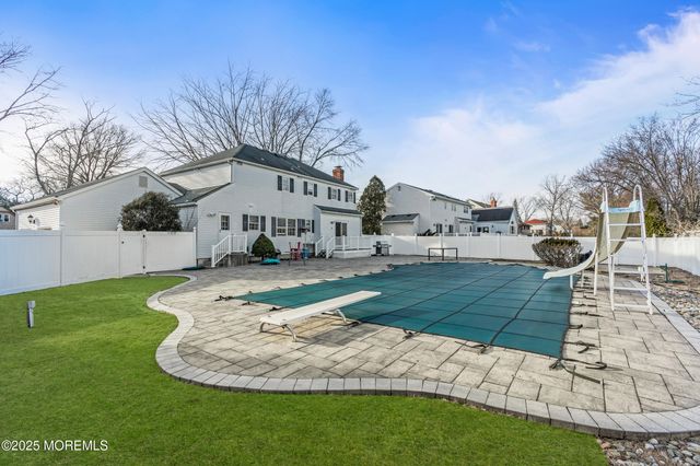 2 Windsor Drive, West Long Branch, NJ 07764