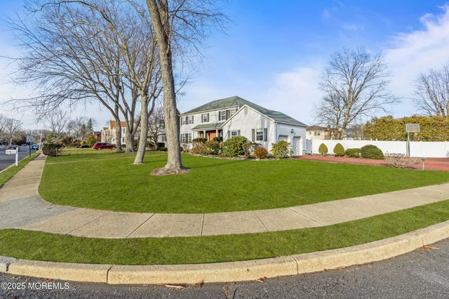 2 Windsor Drive, West Long Branch, NJ 07764