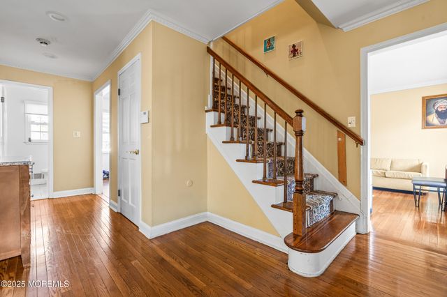 2 Windsor Drive, West Long Branch, NJ 07764