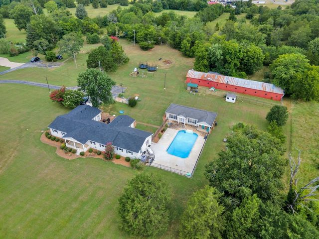 1666 Fayetteville Hwy, Lewisburg, TN 37091