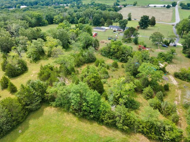 1666 Fayetteville Hwy, Lewisburg, TN 37091