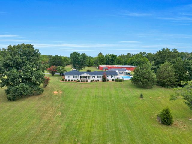 1666 Fayetteville Hwy, Lewisburg, TN 37091