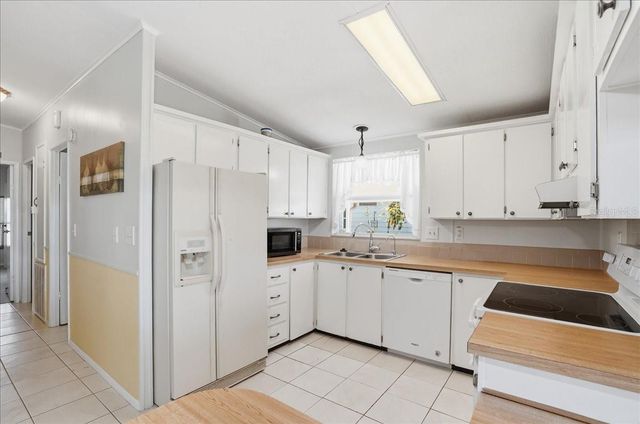 8514 MONARCH PLACE, Palmetto, FL 34221