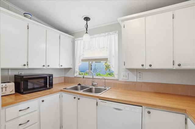 8514 MONARCH PLACE, Palmetto, FL 34221