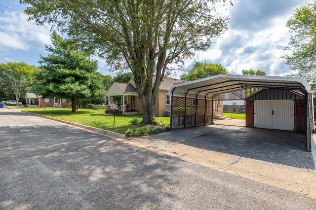 507 Adams Ave, Mount Pleasant, TN 38474