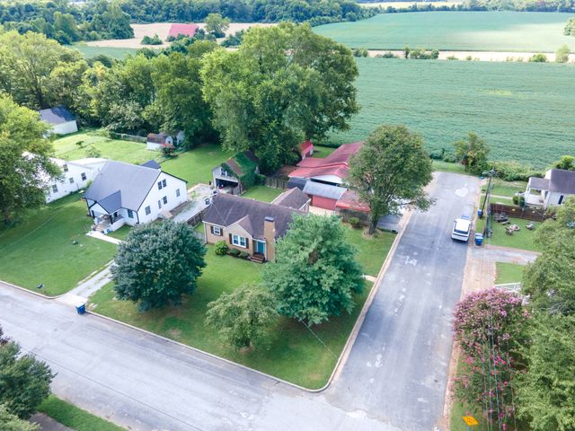 507 Adams Ave, Mount Pleasant, TN 38474