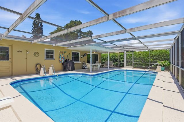 2396 6TH AVENUE SW, Largo, FL 33770