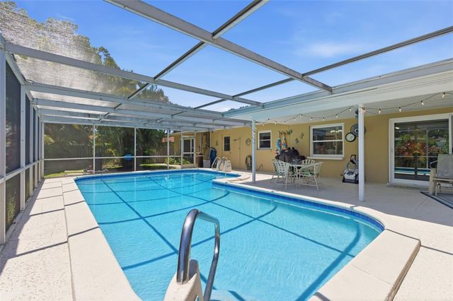 2396 6TH AVENUE SW, Largo, FL 33770