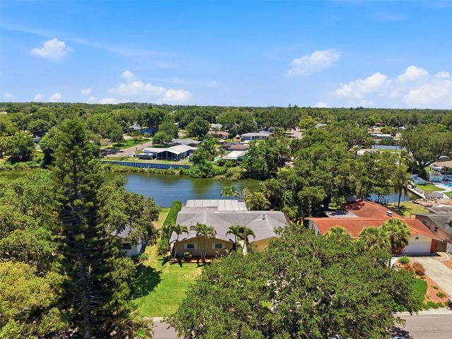 2396 6TH AVENUE SW, Largo, FL 33770