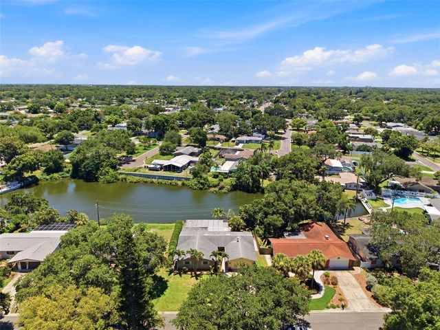 2396 6TH AVENUE SW, Largo, FL 33770