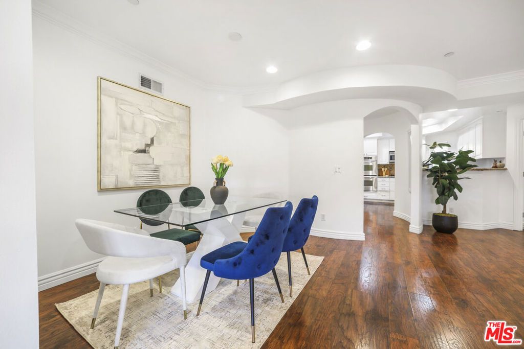 1135 Rexford Drive 302, Los Angeles, CA 90035 — photo 4