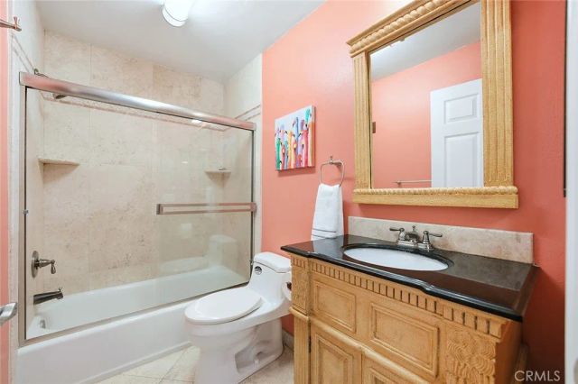 637 Atlantic 3, Long Beach, CA 90802