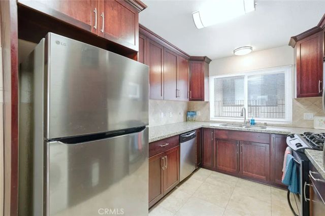 637 Atlantic 3, Long Beach, CA 90802