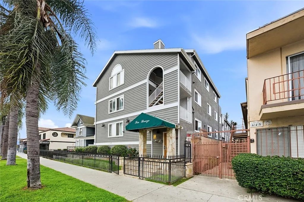 637 Atlantic 3, Long Beach, CA 90802
