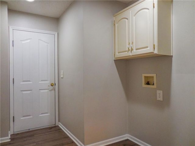 18200 W 157th Street, Olathe, KS 66062