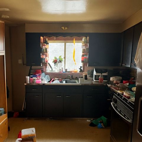 660 Nash Ct, Sharon, PA 16146