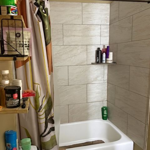 660 Nash Ct, Sharon, PA 16146