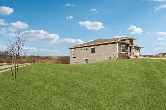 1601 N G Street, Indianola, IA 50125