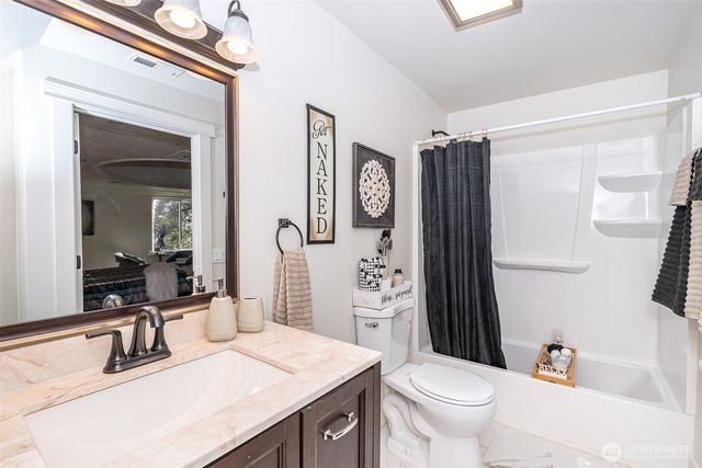 1016 N Pearl Street, Centralia, WA 98531