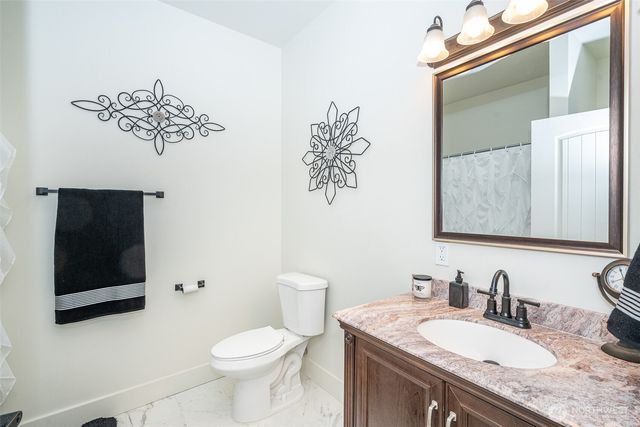 1016 N Pearl Street, Centralia, WA 98531