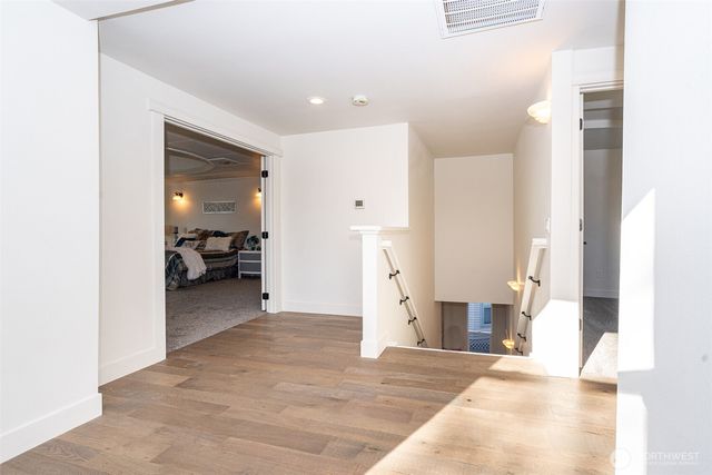 1016 N Pearl Street, Centralia, WA 98531