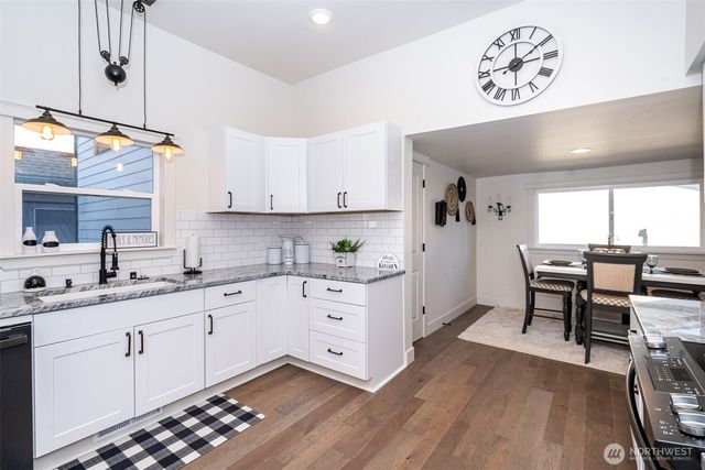 1016 N Pearl Street, Centralia, WA 98531