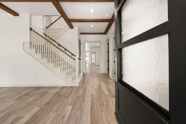 2801 Woodland Creek Drive, Edmond, OK 73034