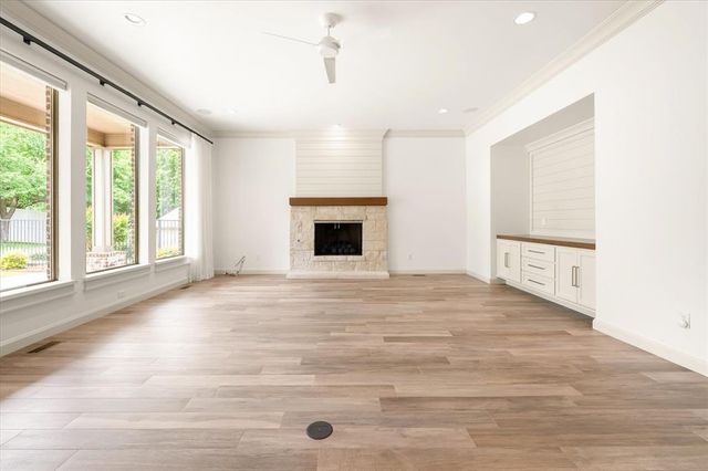 2801 Woodland Creek Drive, Edmond, OK 73034