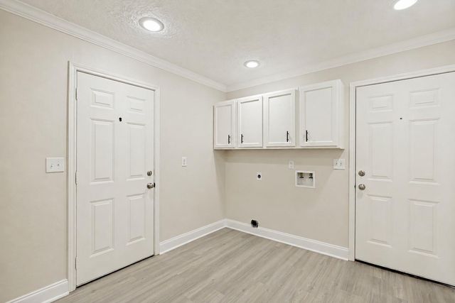 9110 Godstone Lane, Spring, TX 77379