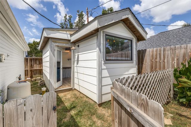 9110 Godstone Lane, Spring, TX 77379