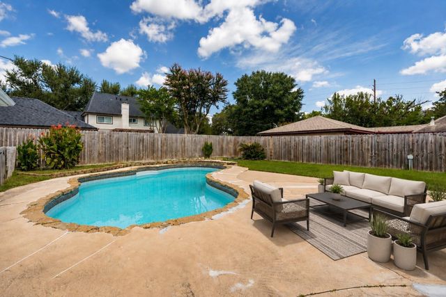 9110 Godstone Lane, Spring, TX 77379