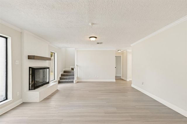 9110 Godstone Lane, Spring, TX 77379
