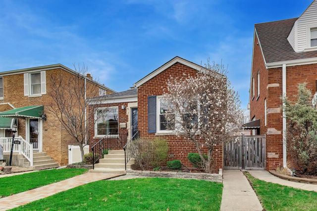 5117 N Newland Avenue, Chicago, IL 60656