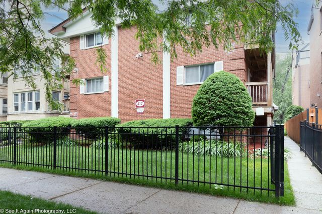 417 S Kenilworth Avenue 7, Oak Park, IL 60302