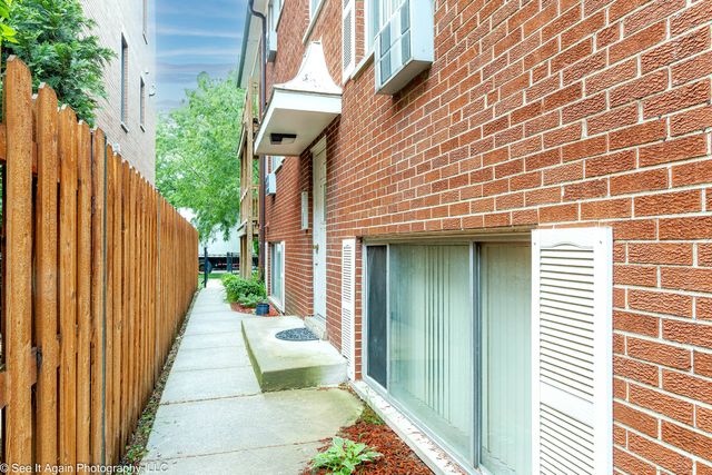 417 S Kenilworth Avenue 7, Oak Park, IL 60302