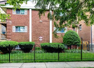 417 S Kenilworth Avenue 7, Oak Park, IL 60302