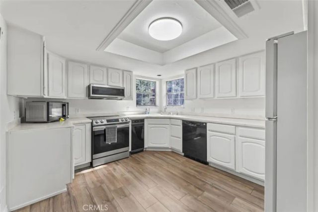 2411 Glacier Drive, Pine Mountain Club, CA 93225