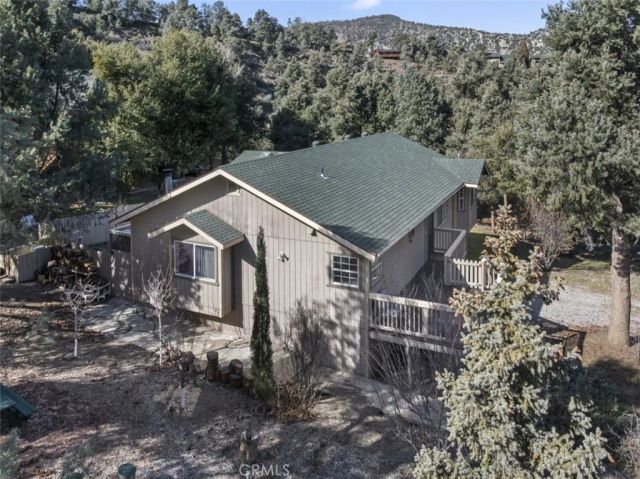 2411 Glacier Drive, Pine Mountain Club, CA 93225
