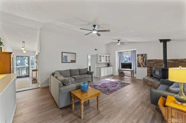 2411 Glacier Drive, Pine Mountain Club, CA 93225