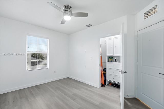 427 NE 6th Ct, Florida City, FL 33034