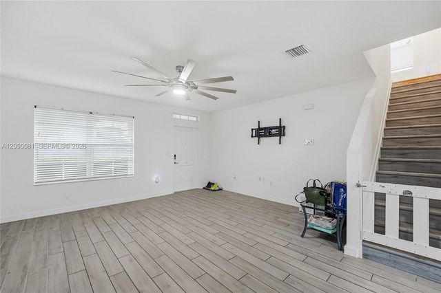 427 NE 6th Ct, Florida City, FL 33034